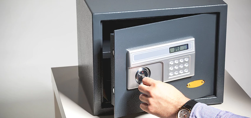 Jewelry Safe Unlocking Service in Kendall