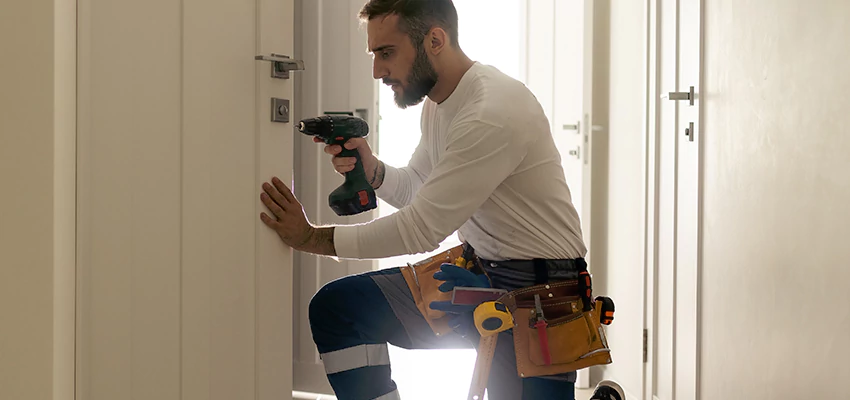 Mailbox Lock Installation Expert in Kendall, Florida