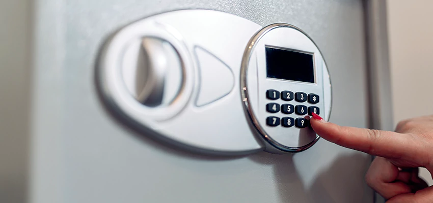Jewelry Safe Cracking in Kendall, Florida