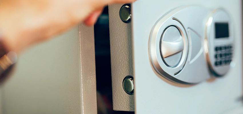 Fingerprint Safe Openers in Kendall, FL