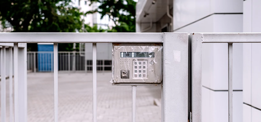 Gate Locks For Metal Gates in Kendall