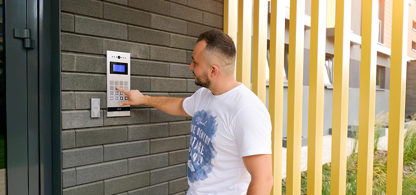 Locksmith Company For Smart Lock System Installation in Kendall, Florida