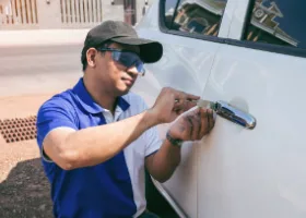 Car Locksmith in Kendall, FL